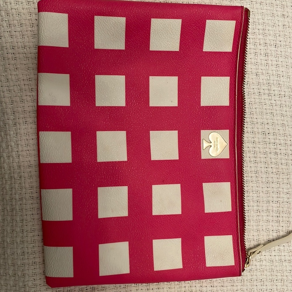 Kate spade pink and white zipper clutch
